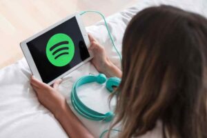 Comment avoir Spotify Premium gratuitement et quelles alternatives légales existent ?-Teknologik