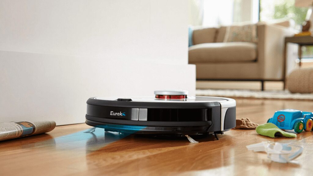 Meet the Eureka E10s robot vacuum