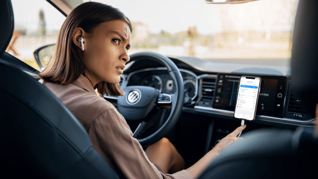 iOS 26: Keep AirPods Connected When You Get in Your Car