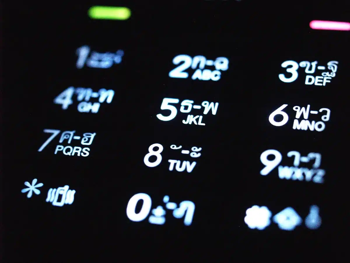 Interface d'appel avec le bouton de traduction en direct activé