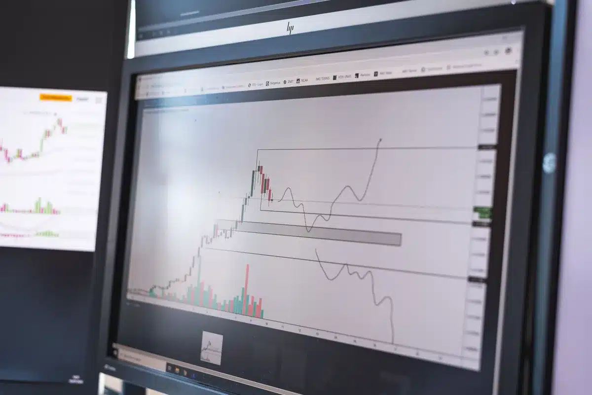 Graphiques de croissance et valorisations d'entreprises technologiques en hausse