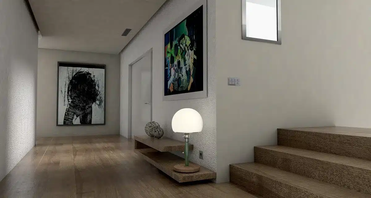Professionnel travaillant sur montage vidéo et rendu 3D sur ordinateur portable