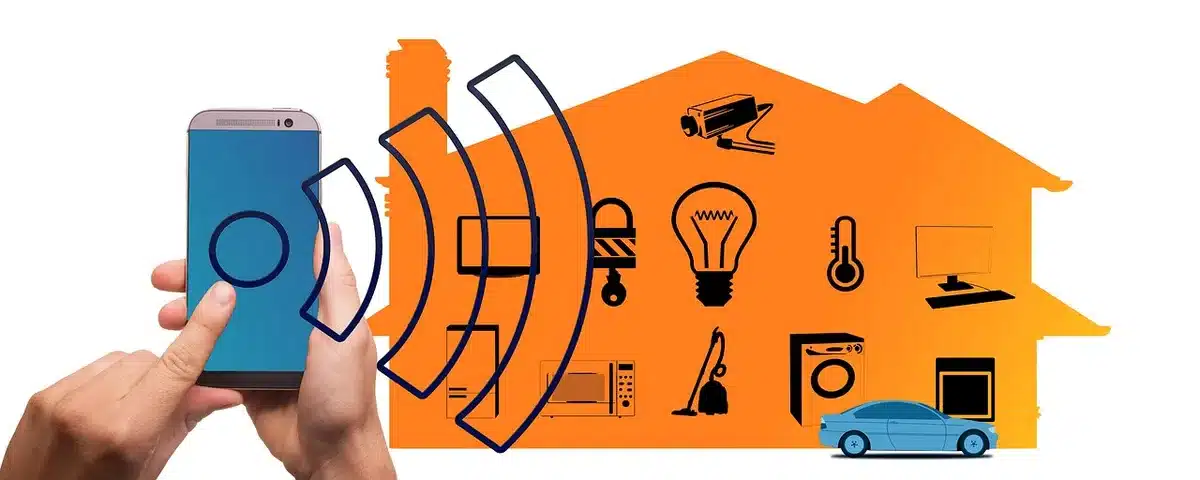 Hub domotique et appareils connectés compatibles avec caméras