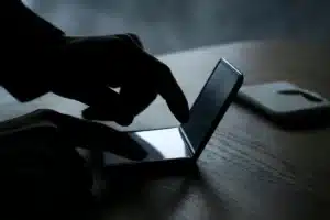 Pourquoi l'iPhone Duo pourrait vous convaincre d'acheter un smartphone pliable